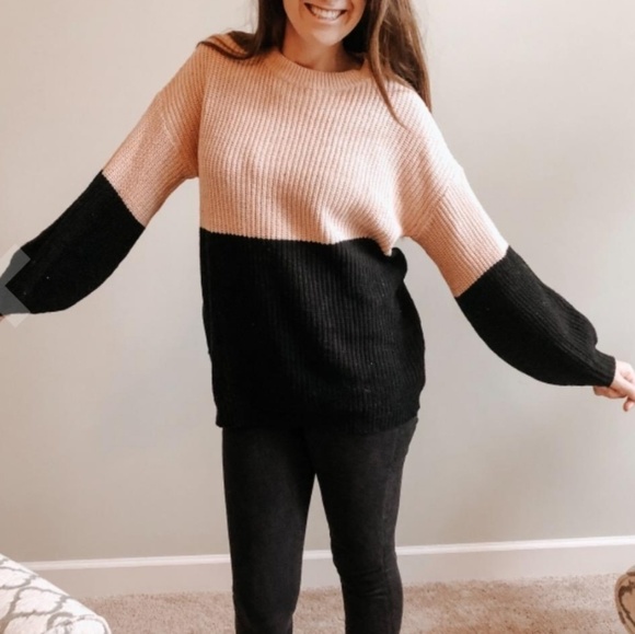 🆕️ Chunky Knit Color Block Balloon Sleeve Sweater - Picture 8 of 8